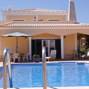 vivenda-luz-e-ludica.hotelaalgarve.com/
