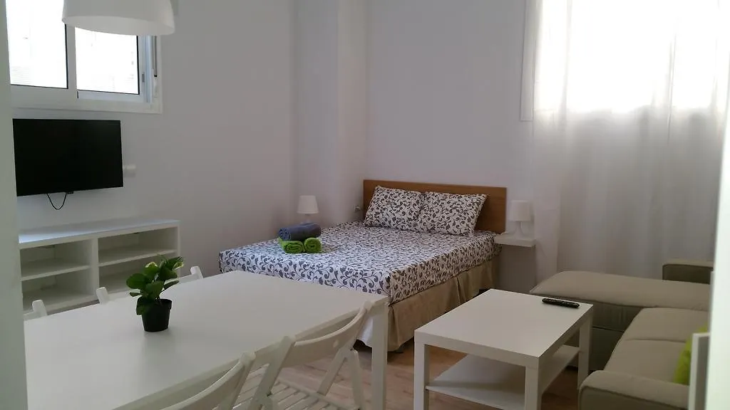 Apartamentos Clavero Malaga 0*,  Hiszpania